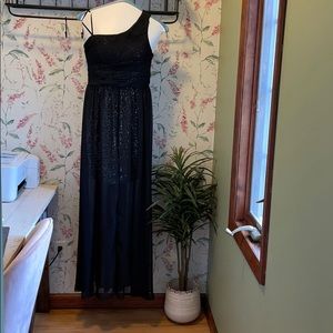 Adrianna Papell Black high low evening gown